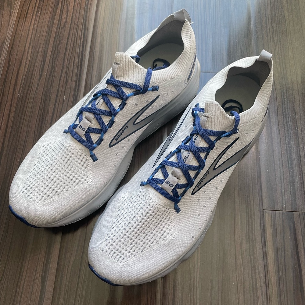 Brand new Brooks Glycerin 20 men’s size 14